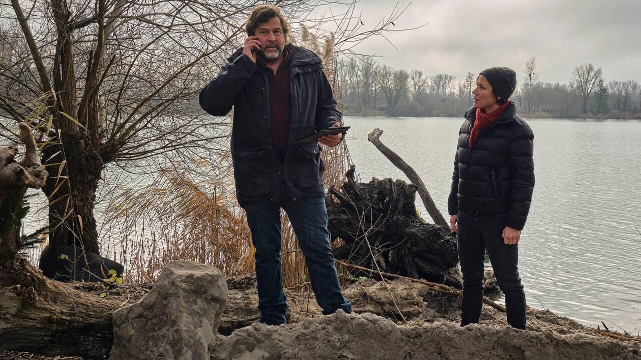 Friedemann Berg (Hans-Jochen Wagner) und Franziska Tobler (Eva Löbau) müssen insgesamt zwei Todesfälle aufklären. 