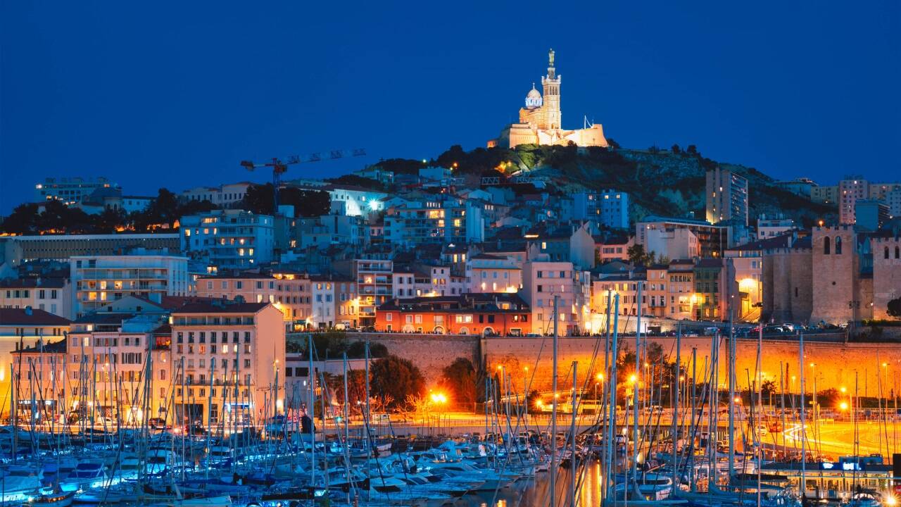 Im Buch „Planet ohne Visum“ wird Marseille zum Zufluchtsort der politisch Verfolgten, Versprengten und Vertriebenen, 