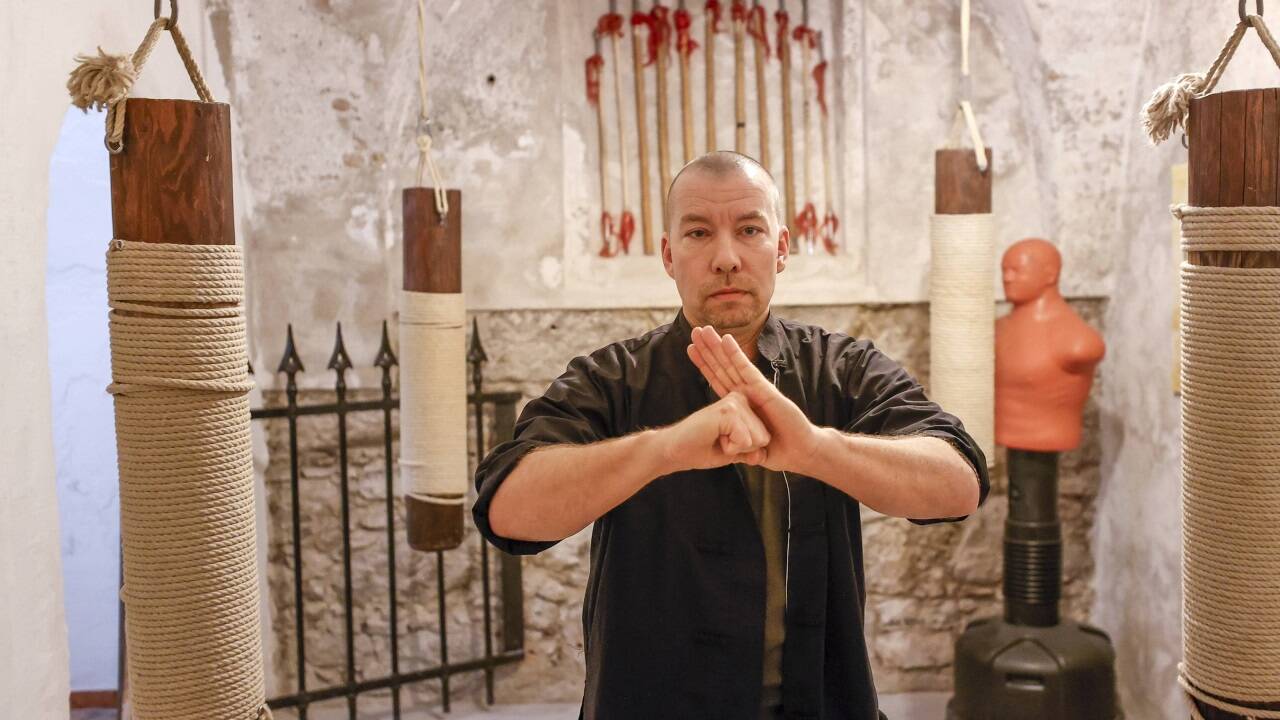 Kung-Fu-Meister Dominik Spies in einem der Trainingsräume. Als Nachfolger der Lau-Familie trägt er den Namen Jau Chi Hang.  