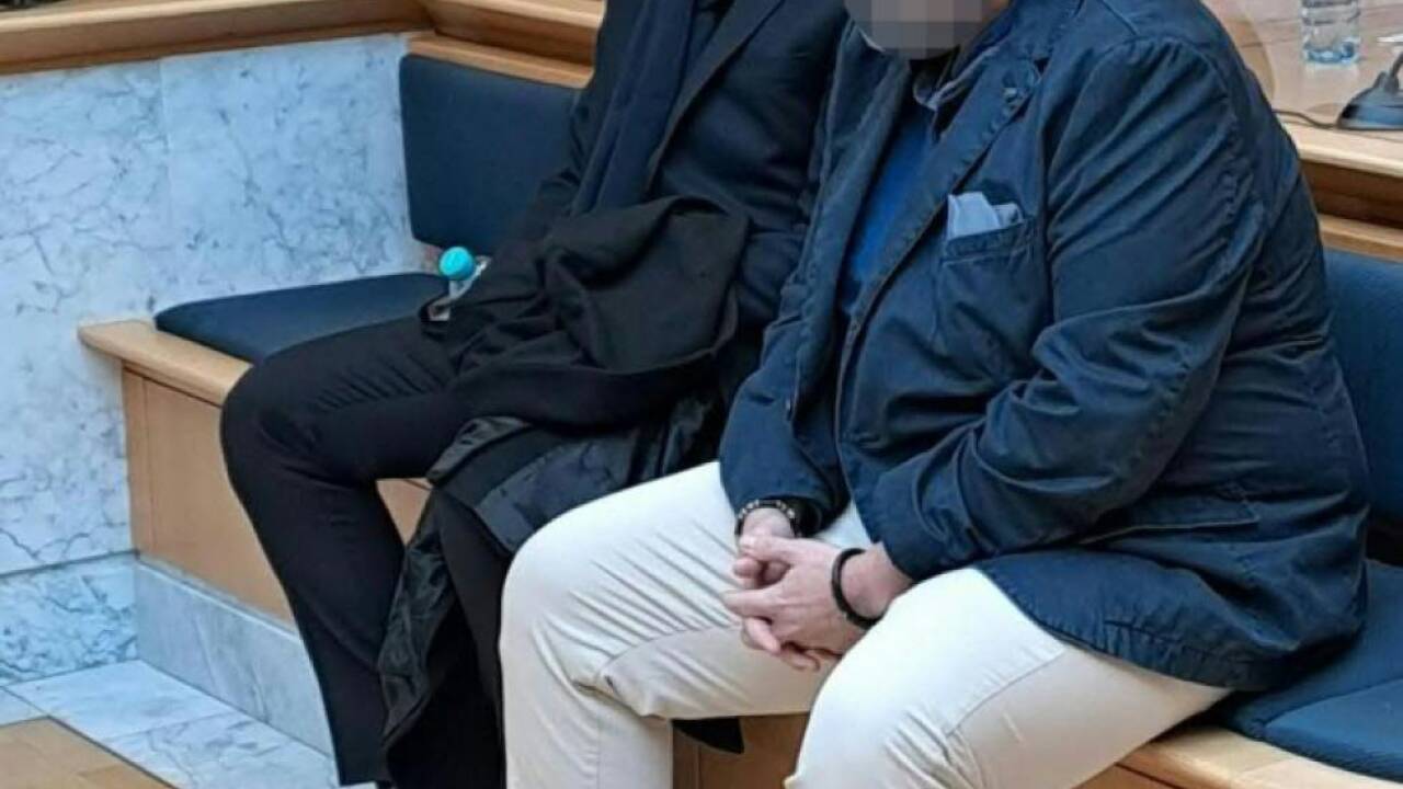 Prozeß in Steyr gegen zwei Zahnärzte 