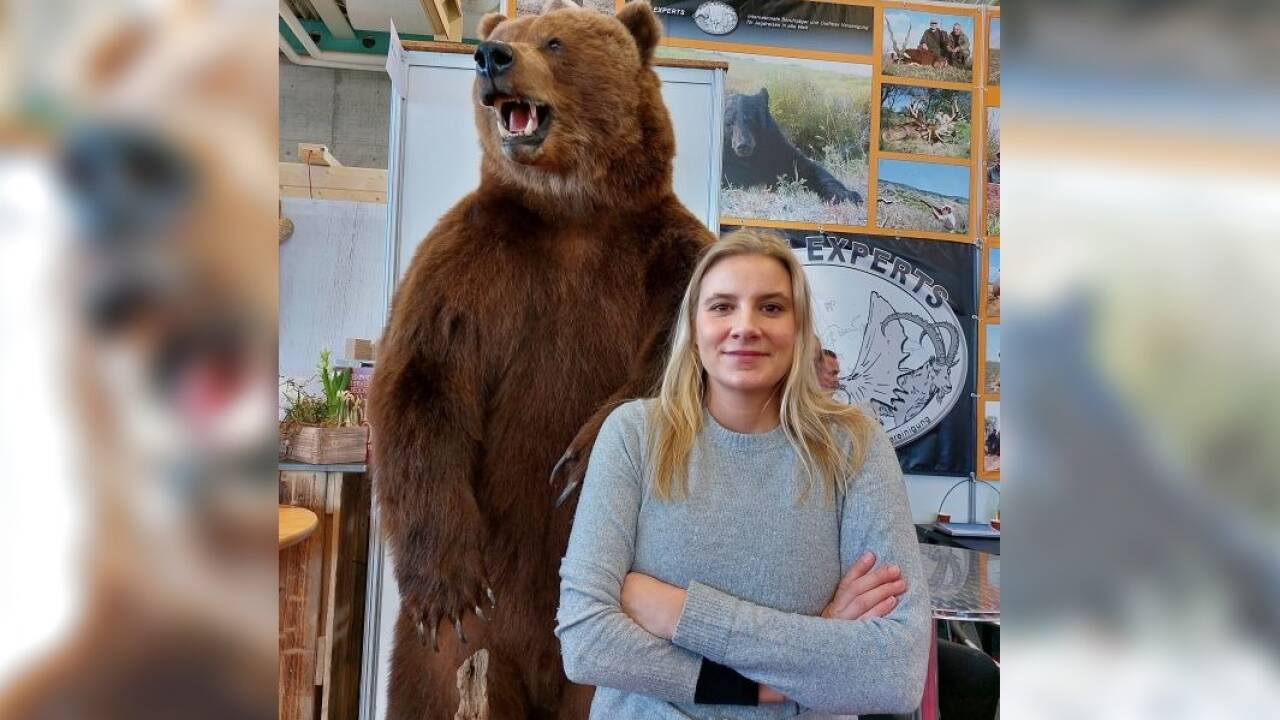 Adeline Fischer geht gegen die Einfuhr von Jagdtrophäen vor.  