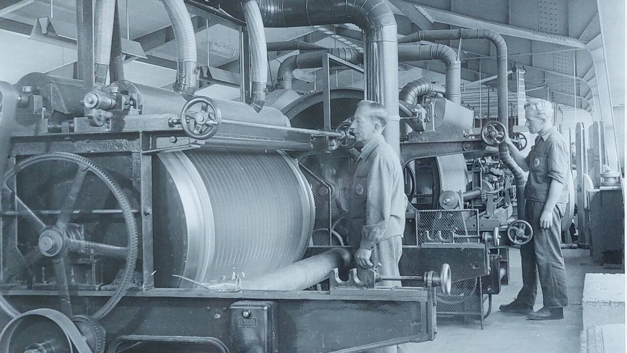 Von 1951 bis 1975 wurden in der Halle Kratzen produziert. 