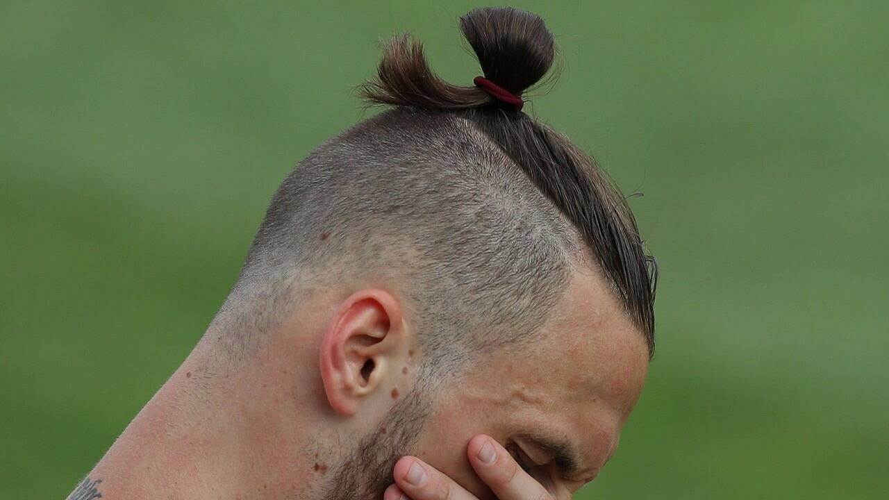 Ihr habt die Haare schön: Gewinner der EURO sind die Friseure! Ihr habt die Haare schön: Gewinner der EURO sind die Friseure!