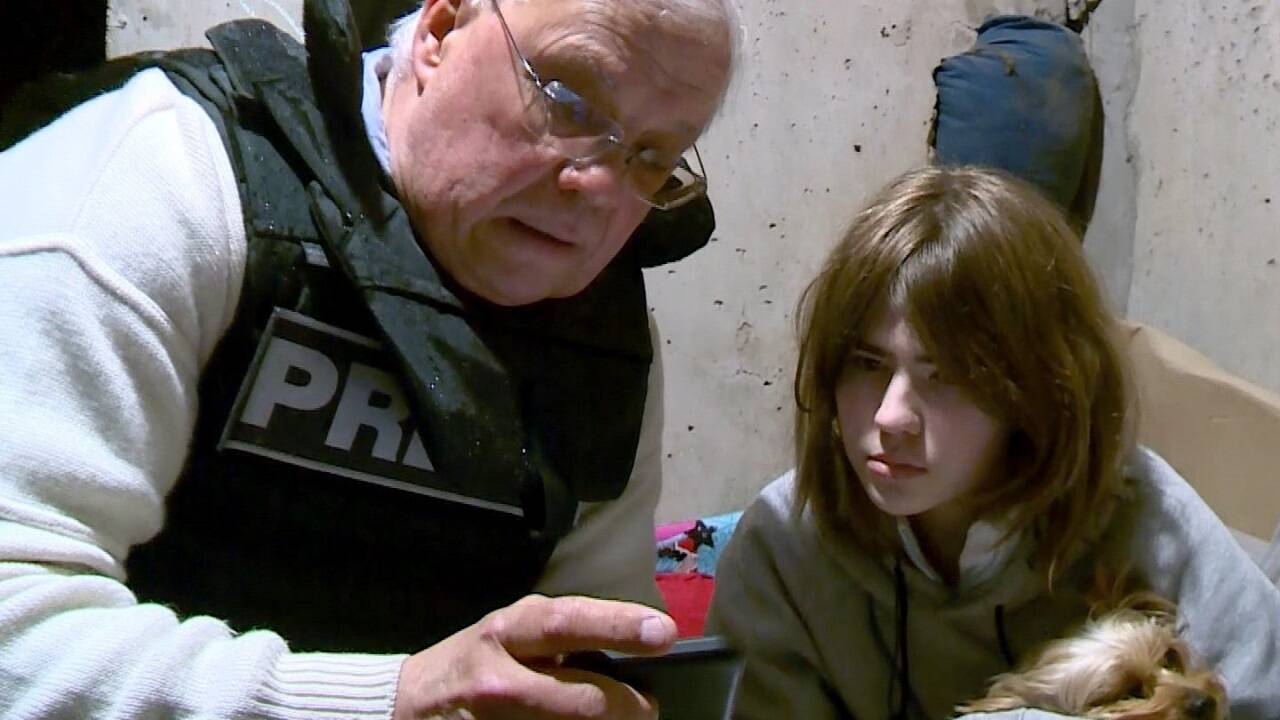 Christian Wehrschütz in der ORF-Doku „Krieg in der Ukraine – Das Jahr, das die Welt veränderte“. 