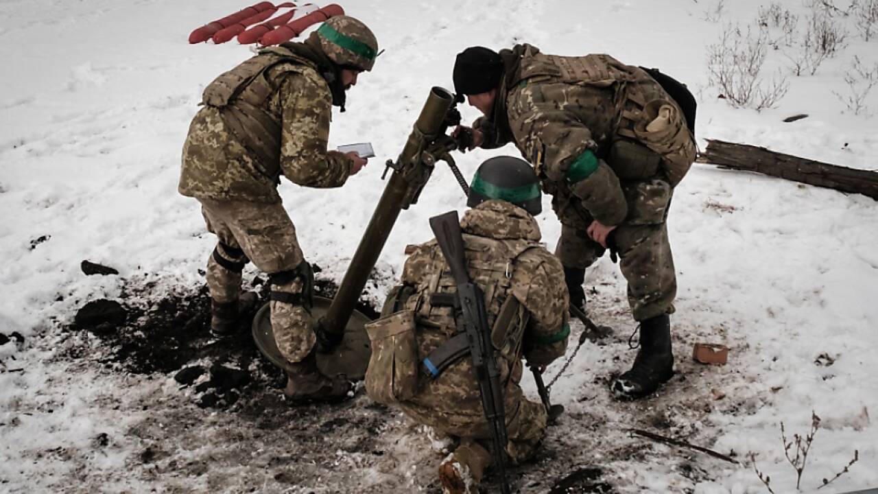 Russen rücken immer näher an ukrainische Verteidiger Bachmuts heran  Russen rücken immer näher an ukrainische Verteidiger Bachmuts heran