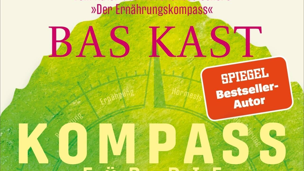 In seinem neuen Buch „Kompass für die Seele“ gibt Bestseller-Autor Bas Kast Tipps, wie man das eigene Wohlbefinden steigern kann.  