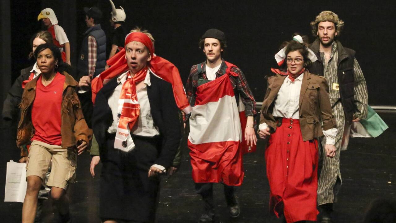 Aus einer Probe von „Am Königsweg“ im Theater im KunstQuartier.  Aus einer Probe von „Am Königsweg“ im Theater im KunstQuartier.