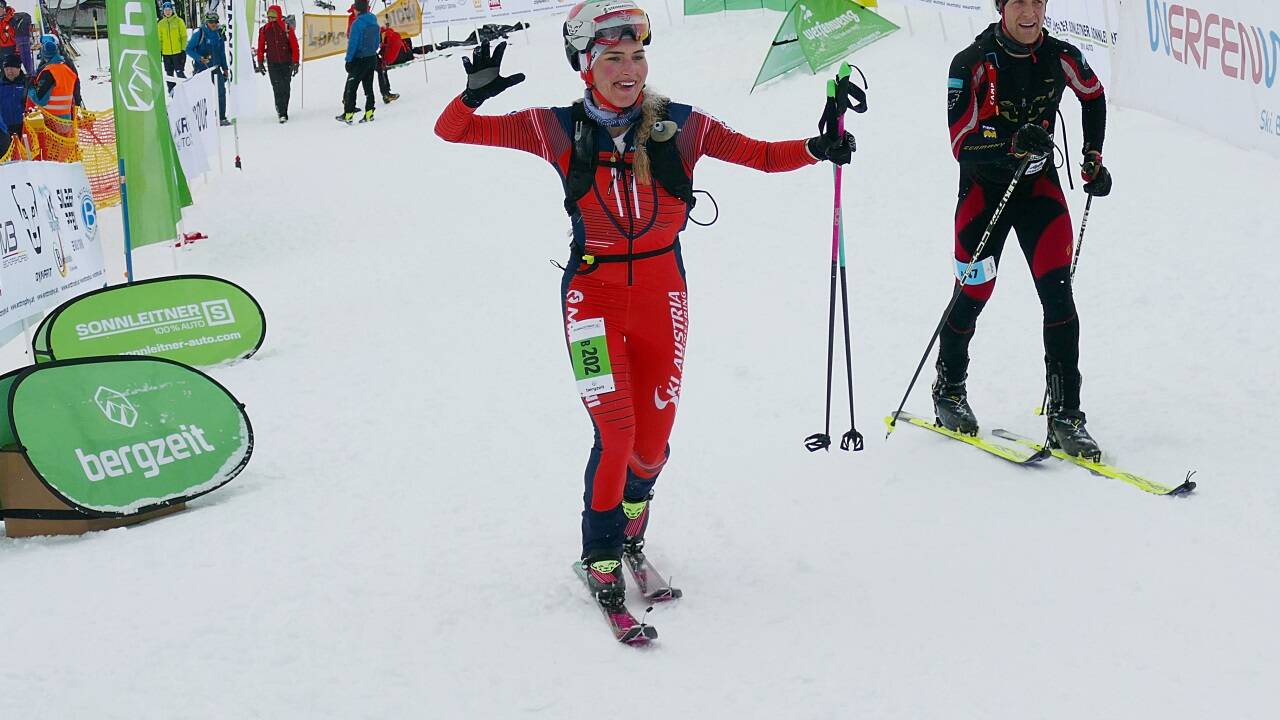 Hundert Prozent Sportlerin ist Johanna Hiemer auf der Rennstrecke.  