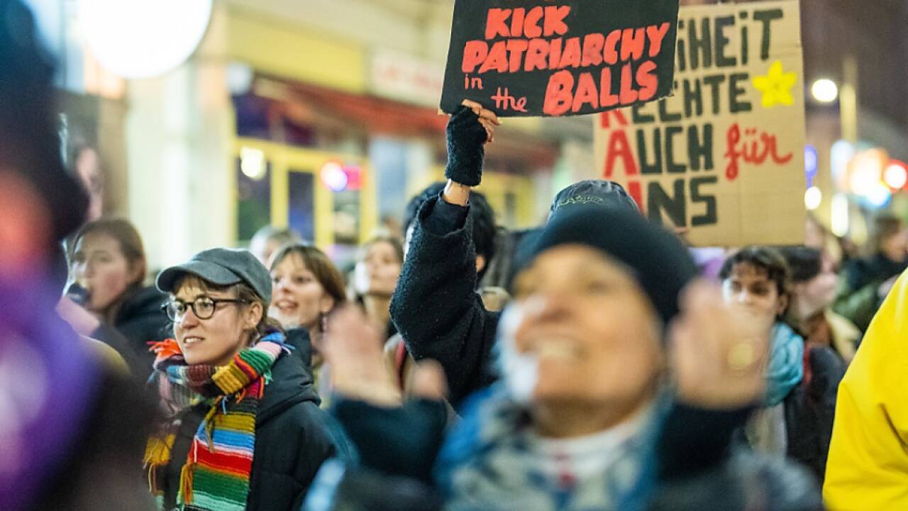 Für Frauenrechte im In- und Ausland wurde am Mittwoch demonstriert 