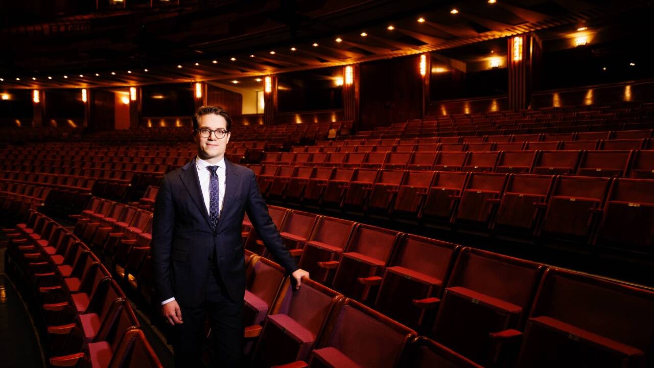 Pandemie und Lockdowns stellten die Kultur 2020 vor Herausforderungen: Lukas Crepaz, der Kaufmännische Geschäftsführer der Salzburger Festspiele, im Großen Festspielhaus. 
