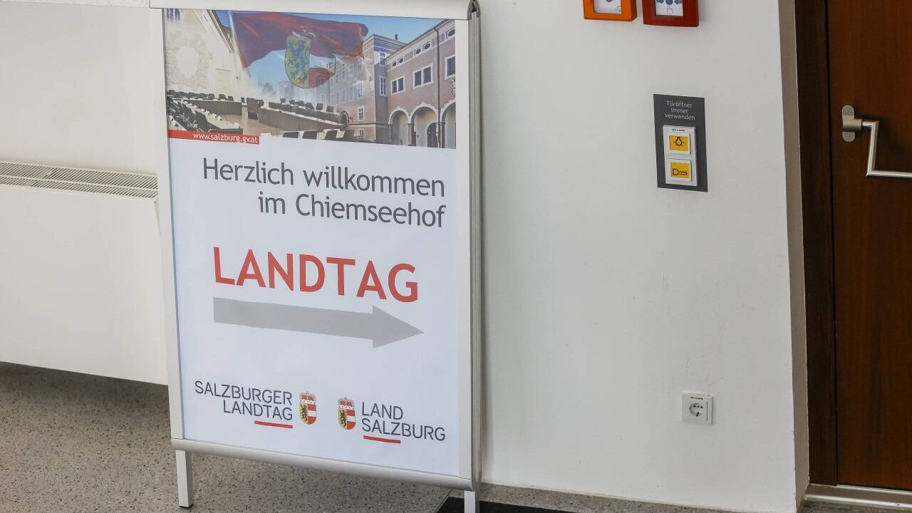 Der Salzburger Landtag trat am Mittwoch zum letzten Mal vor der Wahl zu einer Sitzung zusammen.  