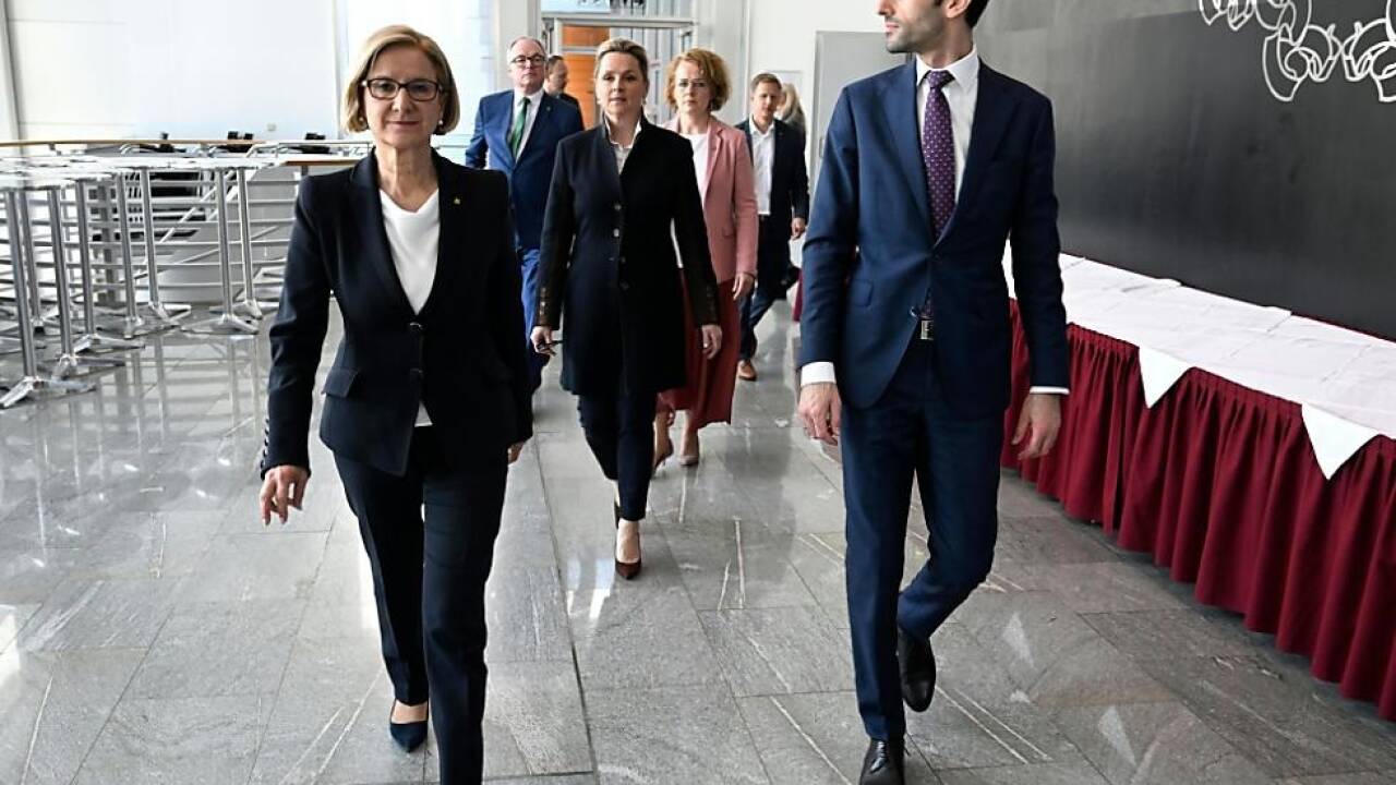 Weiter Kritik an Zusammenarbeit von ÖVP und Freiheitlichen in NÖ 