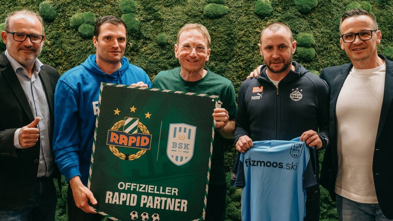 Nun offiziell Partner: Willi Schuldes, Mario Helmlinger, Josef Jansky, Steffen Hofmann und Patrick Reiter (v. l. n. r.).  