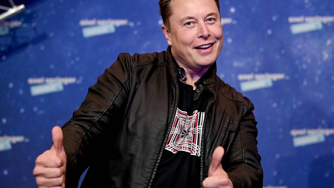 Elon Musk versucht, für Twitter mehr Abo-Kunden zu bekommen.  