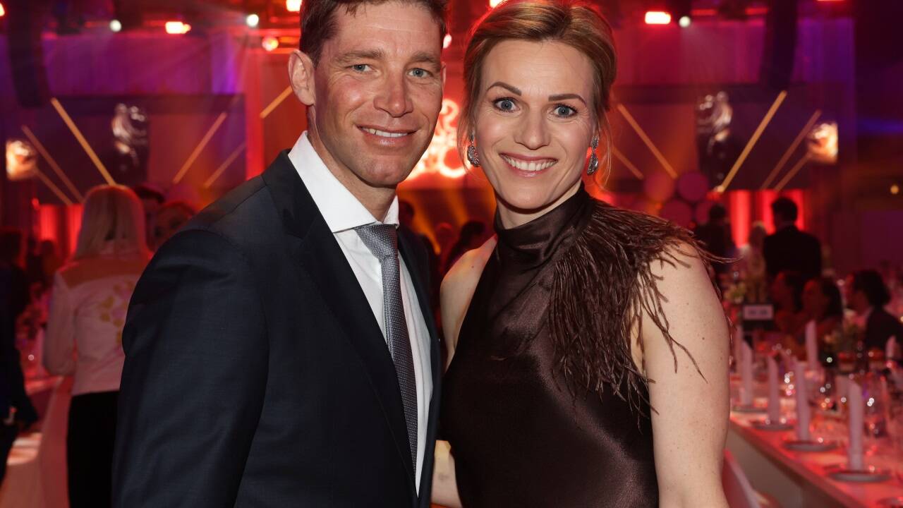 Immer noch das Traumpaar des alpinen Skisports: Marlies Raich, seit 2023 Leonidas-Jurymitglied, mit Benni Raich.  Immer noch das Traumpaar des alpinen Skisports: Marlies Raich, seit 2023 Leonidas-Jurymitglied, mit Benni Raich.