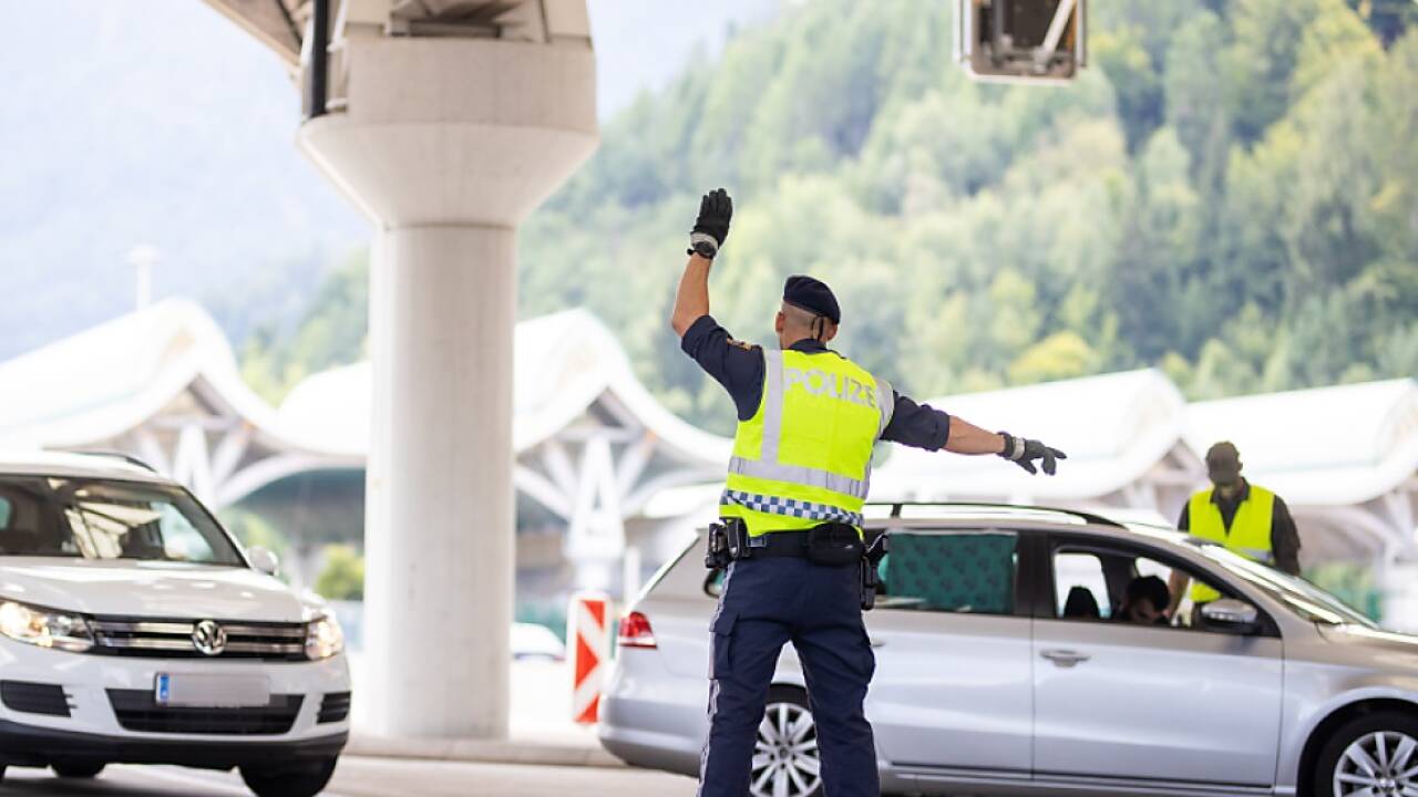 Kontrollen am Karawankentunnel in Kärnten (Archivbild) 