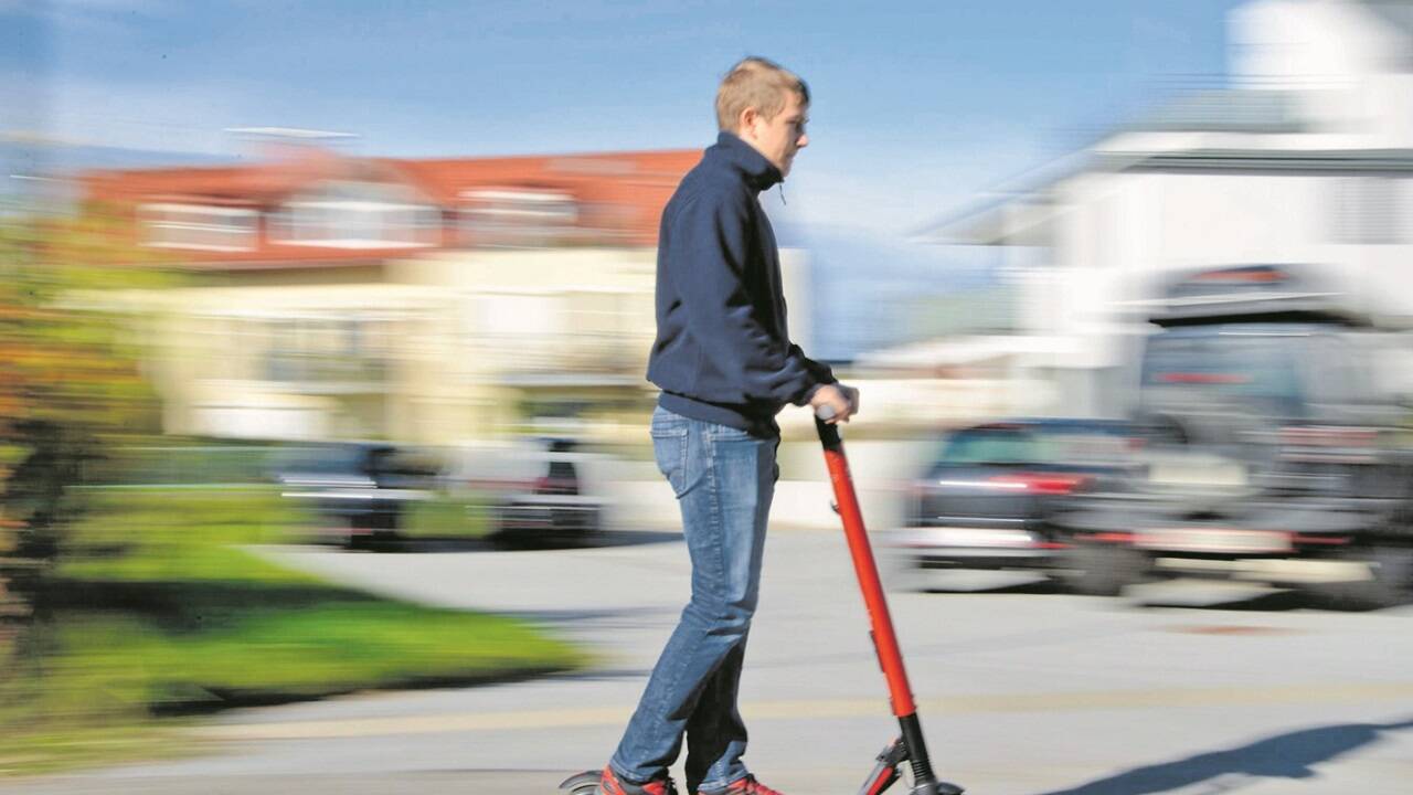 Die Lithium-Ionen-Akkus von E-Scootern oder E-Bikes können in Brand geraten. 