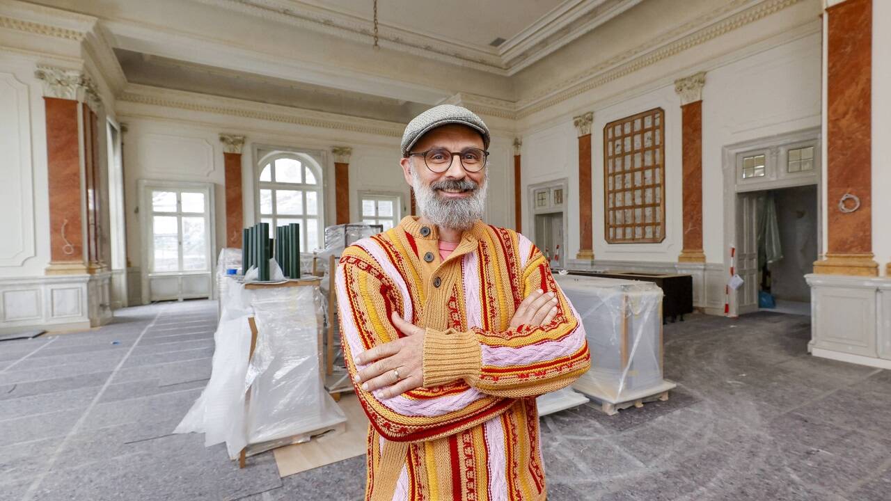 Architekt Markus Kaplan im restaurierten Straubingersaal. 