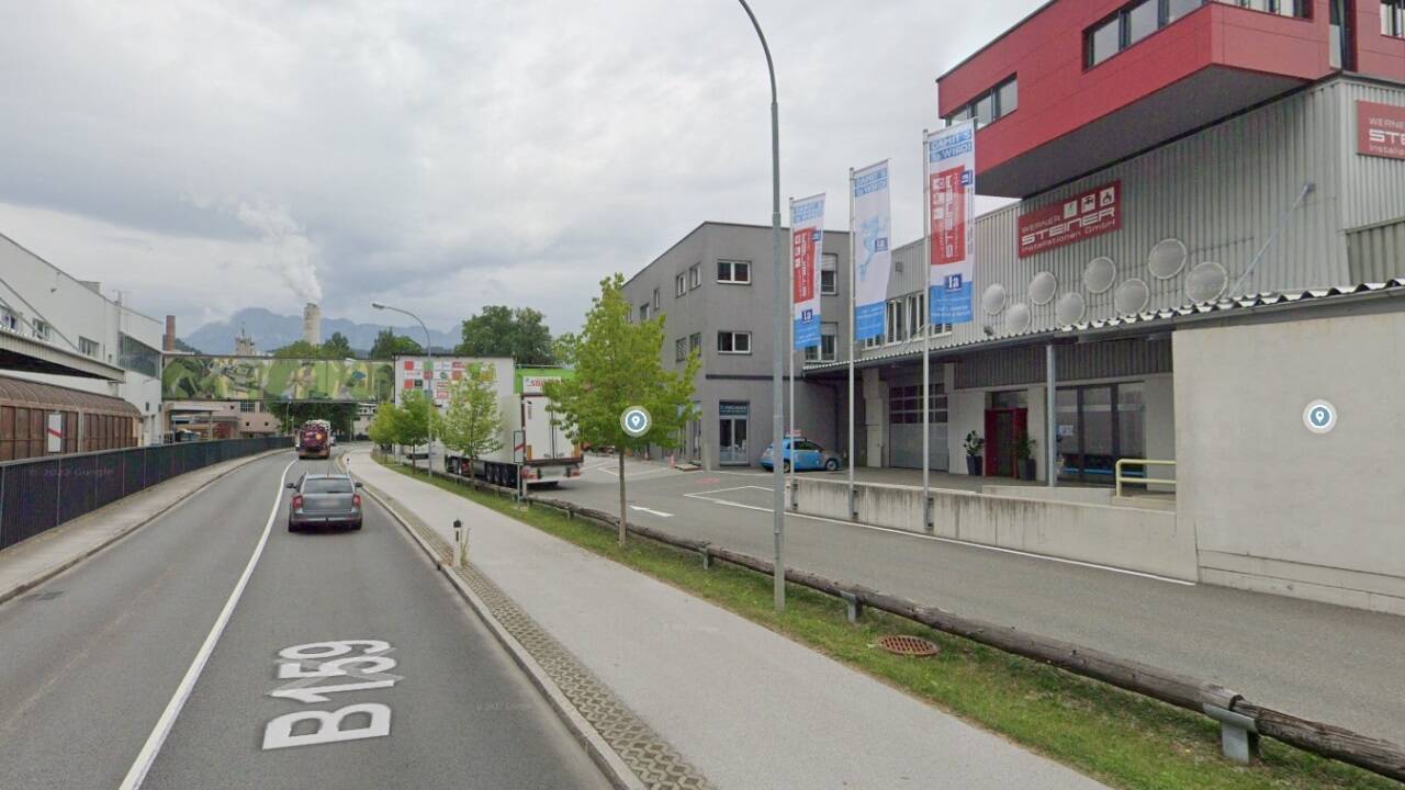 Ab Herbst 2024 soll sie auch von der Salzachtal-Straße zugänglich sein. Was vor allem auch den Mitarbeiterinnen und Mitarbeitern der Firma AustroCel und dort ansässigen Gewerbebetrieben auf dem Areal der 4plus GmbH zugutekommt. Ab Herbst 2024 soll sie auch von der Salzachtal-Straße zugänglich sein. Was vor allem auch den Mitarbeiterinnen und Mitarbeitern der Firma AustroCel und dort ansässigen Gewerbebetrieben auf dem Areal der 4plus GmbH zugutekommt.