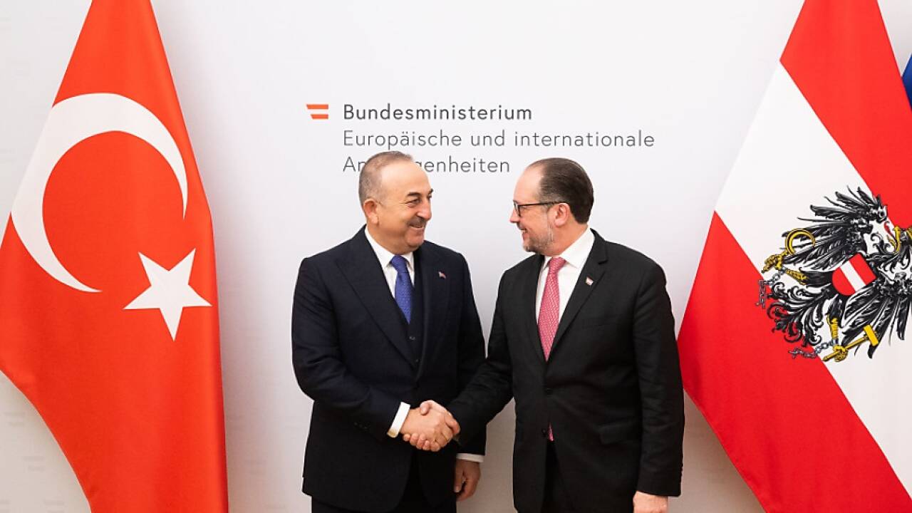 Cavusoglu besuchte Wien und trag Schallenberg 