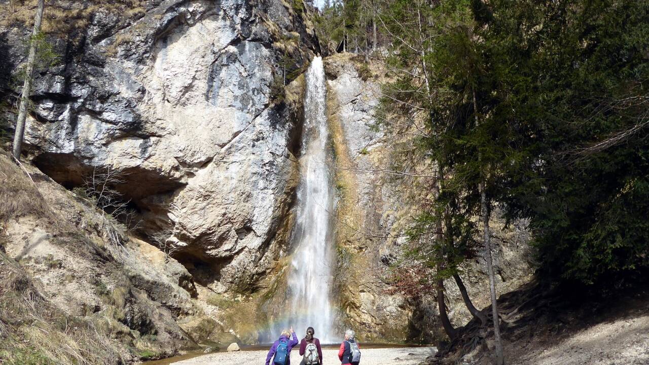 Der Plötz-Wasserfall, ein prickelndes Erlebnis für alle Sinne.  