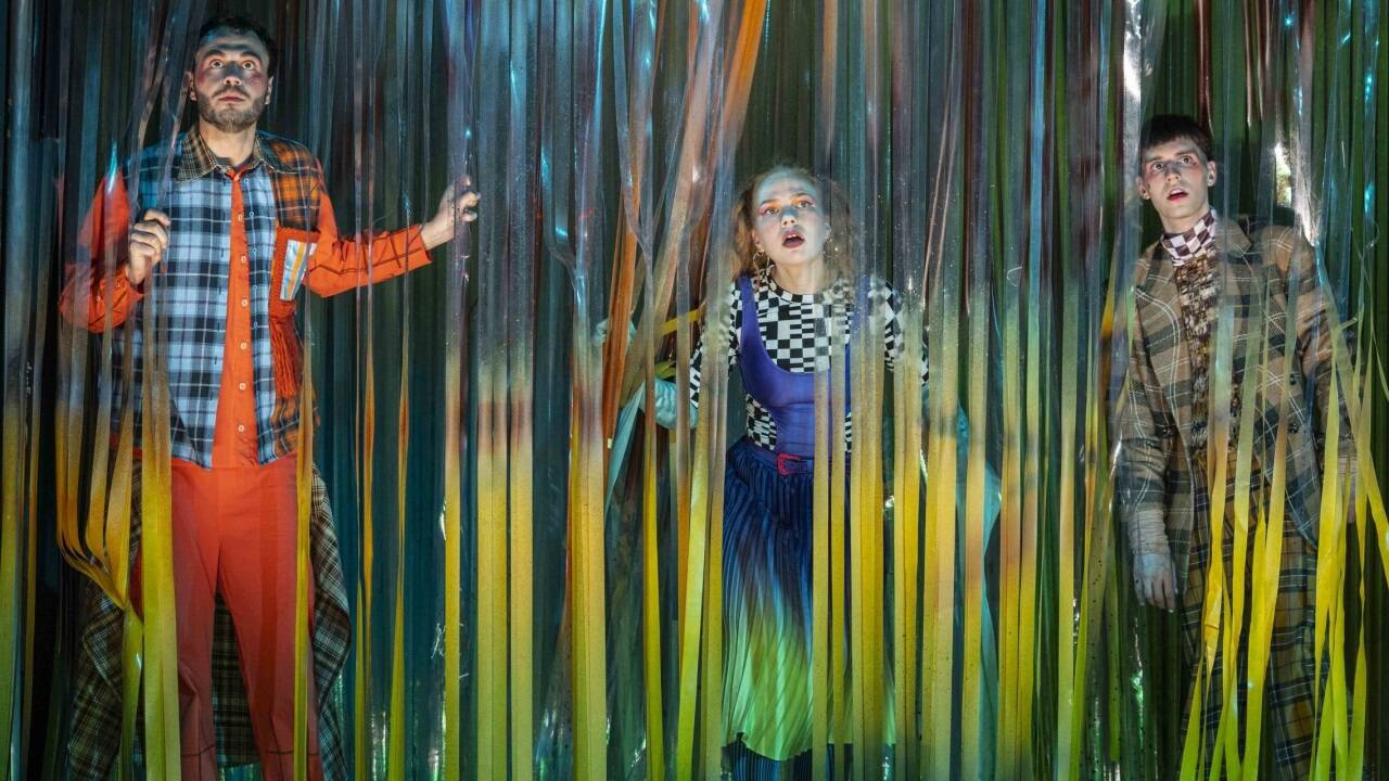 Bilder zum Stück „Fiesta“, das bis Mai durch Stadt und Land Salzburg unterwegs ist und im Sommer auf dem Spielplan der Salzburger Festspiele steht. 