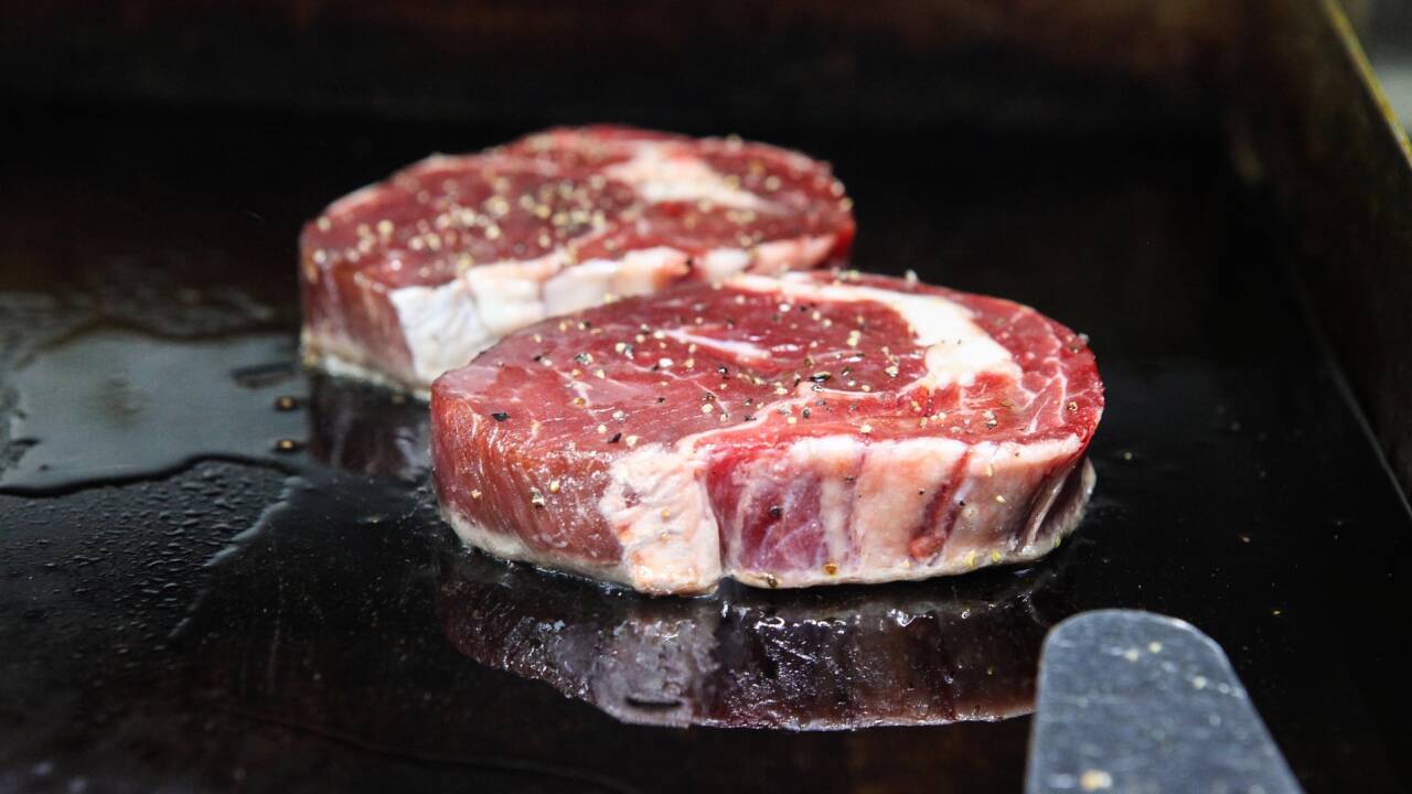 Das Steak kann in verschiedenen Garzuständen serviert werden.  