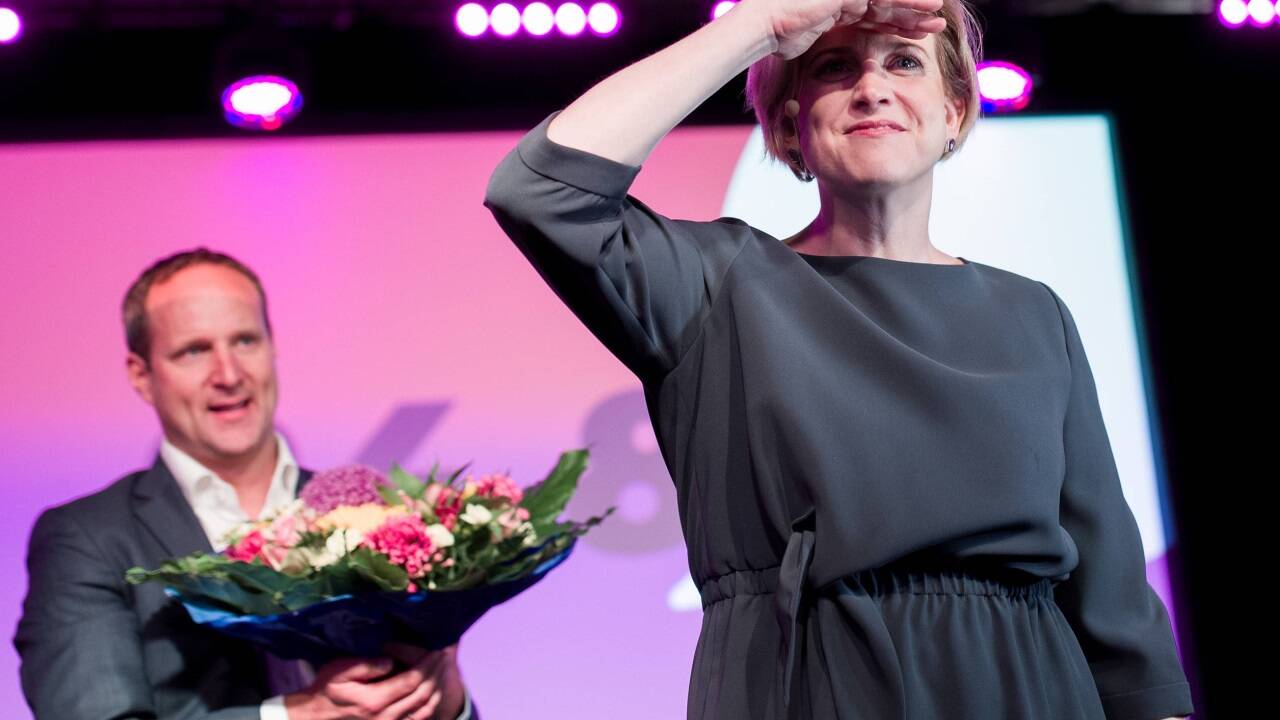Wohin geht die Reise? Parteigründer Matthias Strolz 2018 bei der Übergabe der Parteiführung an Beate Meinl-Reisinger. Wohin geht die Reise? Parteigründer Matthias Strolz 2018 bei der Übergabe der Parteiführung an Beate Meinl-Reisinger.