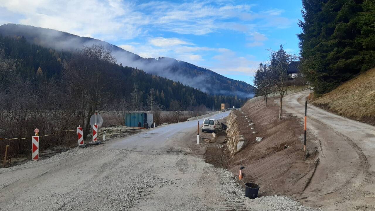 Sanierungsarbeiten an der B96 in Seetal bei Tamsweg. 