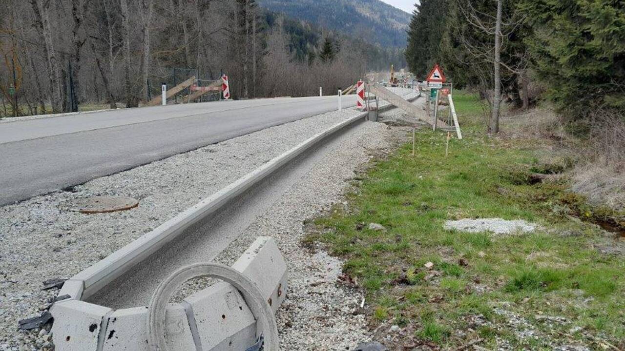 Sanierungsarbeiten an der B96 in Seetal bei Tamsweg. 