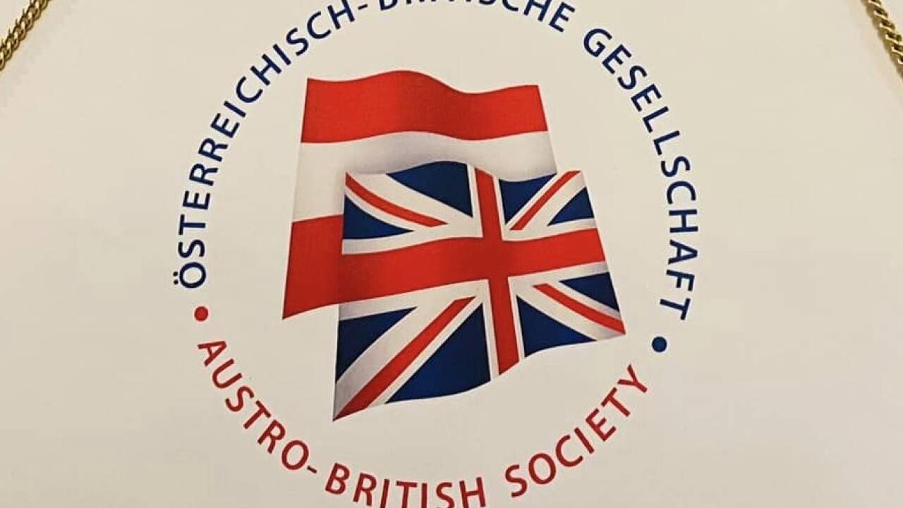 Die Österreichisch-Britische Gesellschaft lädt ihre Mitglieder zu Feierlichkeiten in Wien ein. Es wird auch ein besonderer Wein verkostet.  