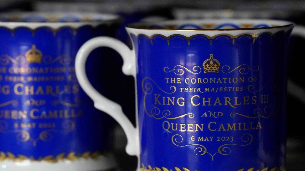 Porzellan war bereits ausverkauft. Porzellan war bereits ausverkauft.