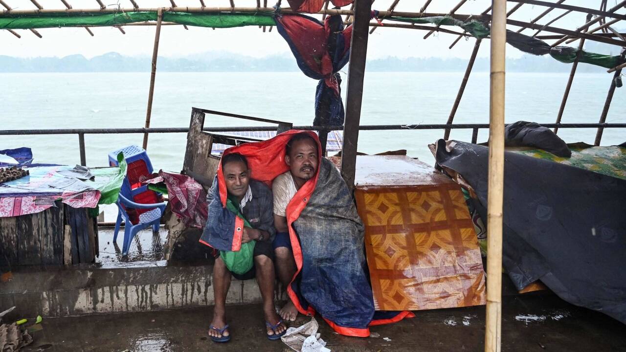 Ausläufer des Zyklons erreichten Myanmar und Bangladesch 