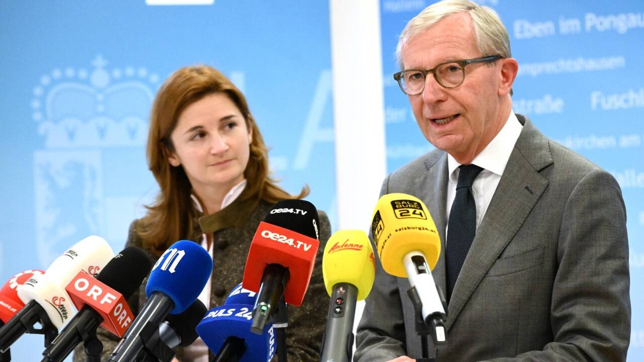 Das mediale Interesse am Stand der Verhandlungen war groß, die Auskunftsfreudigkeit von Svazek und Haslauer dazu gering. 