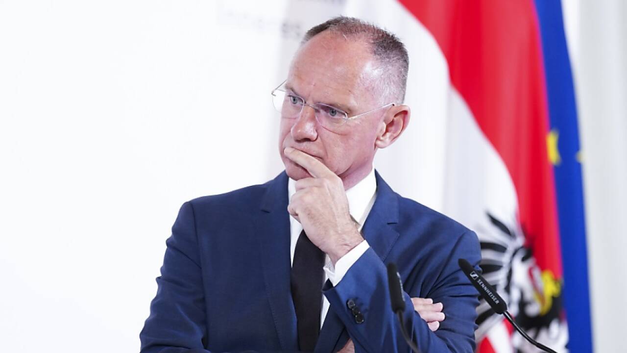 Skandal Innenministerium Riskiert Innere Sicherheit Grüne Linke Werfen Dobrindt Versagen Vor - yp5rs88