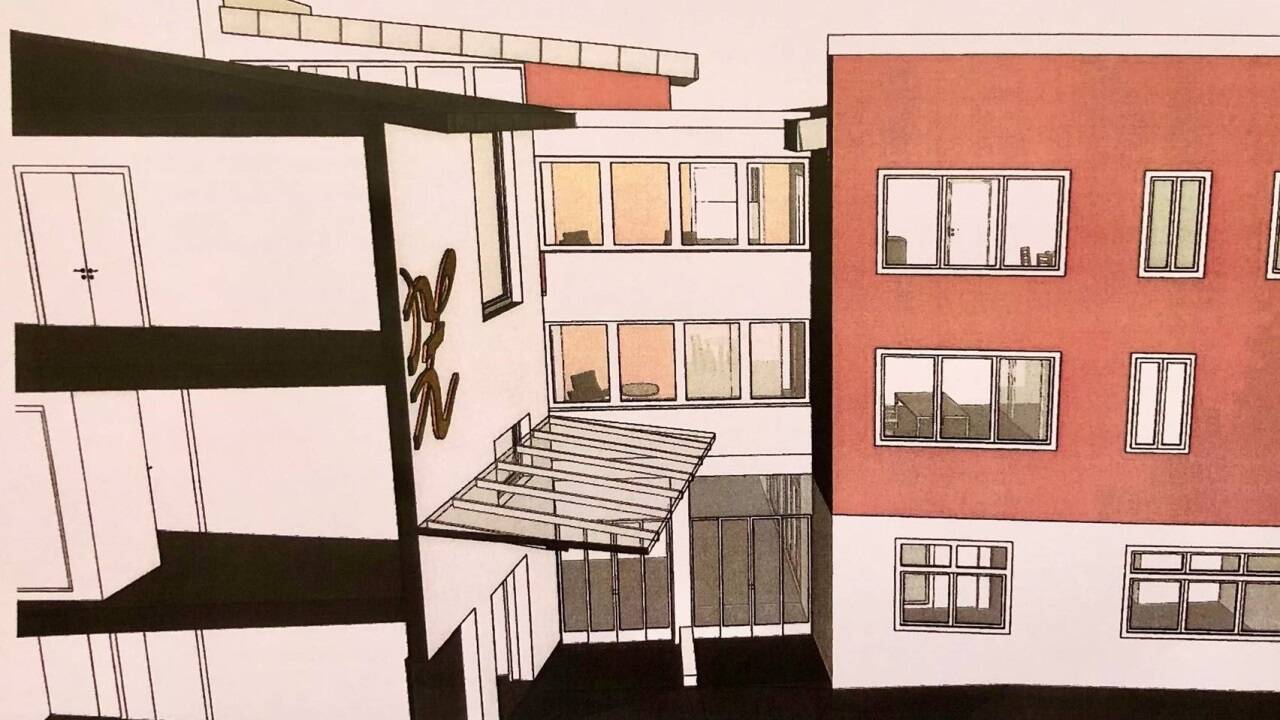 Der Ausbau erfolgt auf der Hinterseite. 