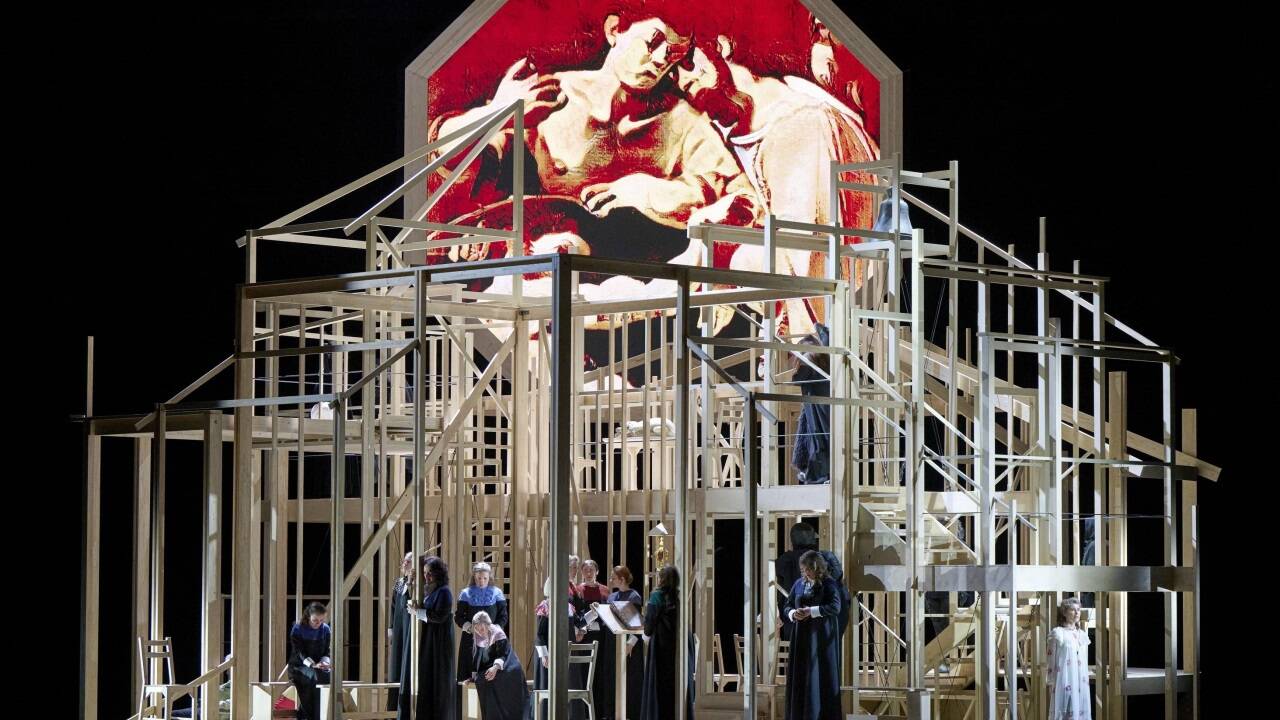 Bilder zur Inszenierung der „Dialogues des Carmélites“ an der Wiener Staatsoper.  Bilder zur Inszenierung der „Dialogues des Carmélites“ an der Wiener Staatsoper.
