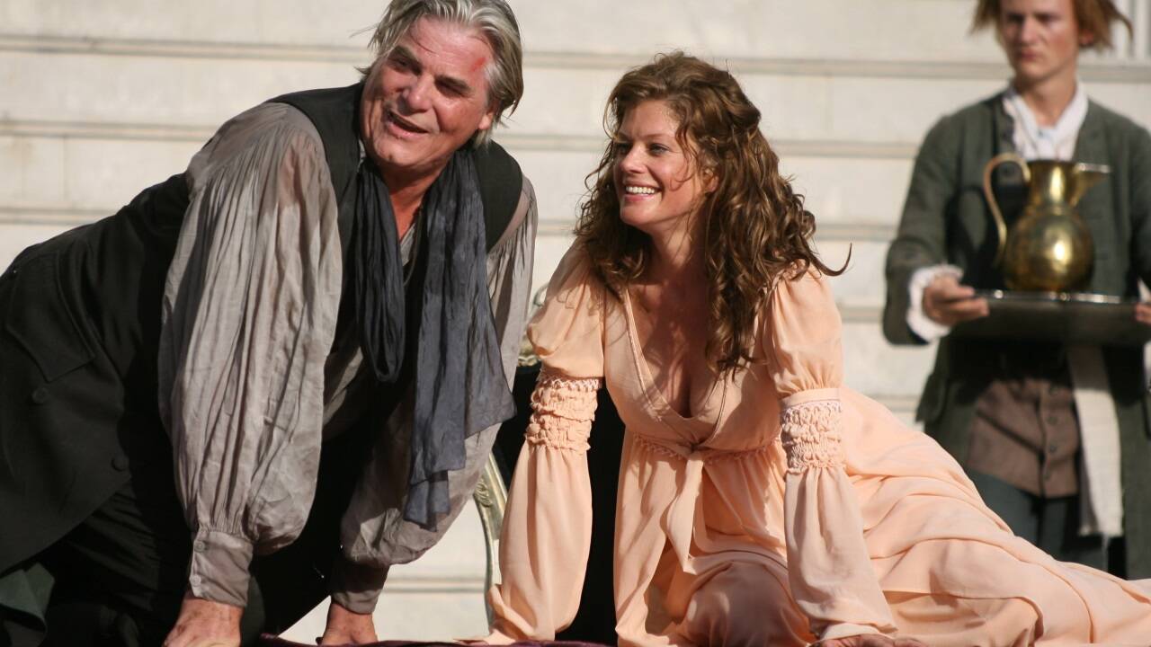 Mit Marie Bäumer (Buhlschaft) 2007 beim „Jedermann“. 