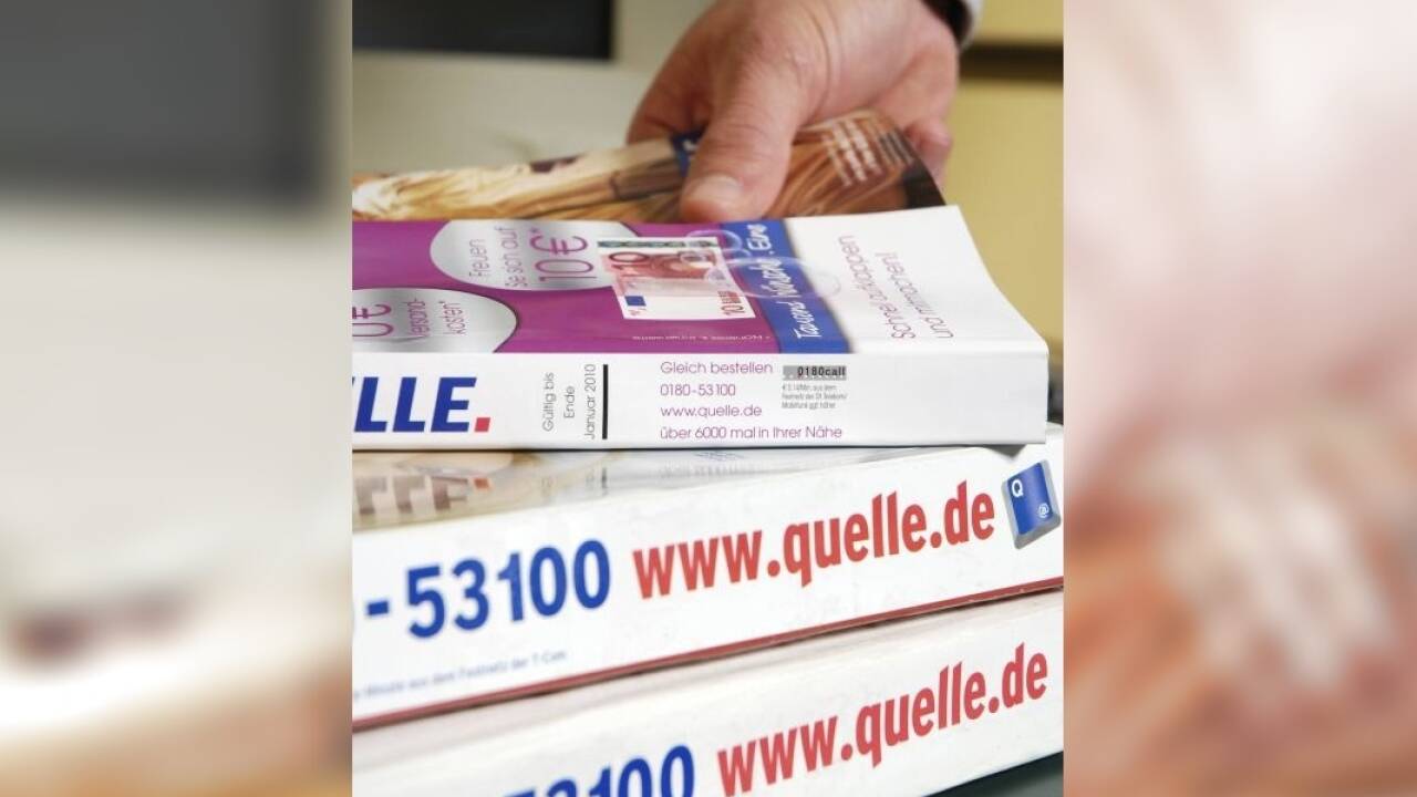Ob Quelle oder Universal: Kataloge sind die Vergangenheit. Jetzt verschmelzen die beiden Marken. Ob Quelle oder Universal: Kataloge sind die Vergangenheit. Jetzt verschmelzen die beiden Marken.