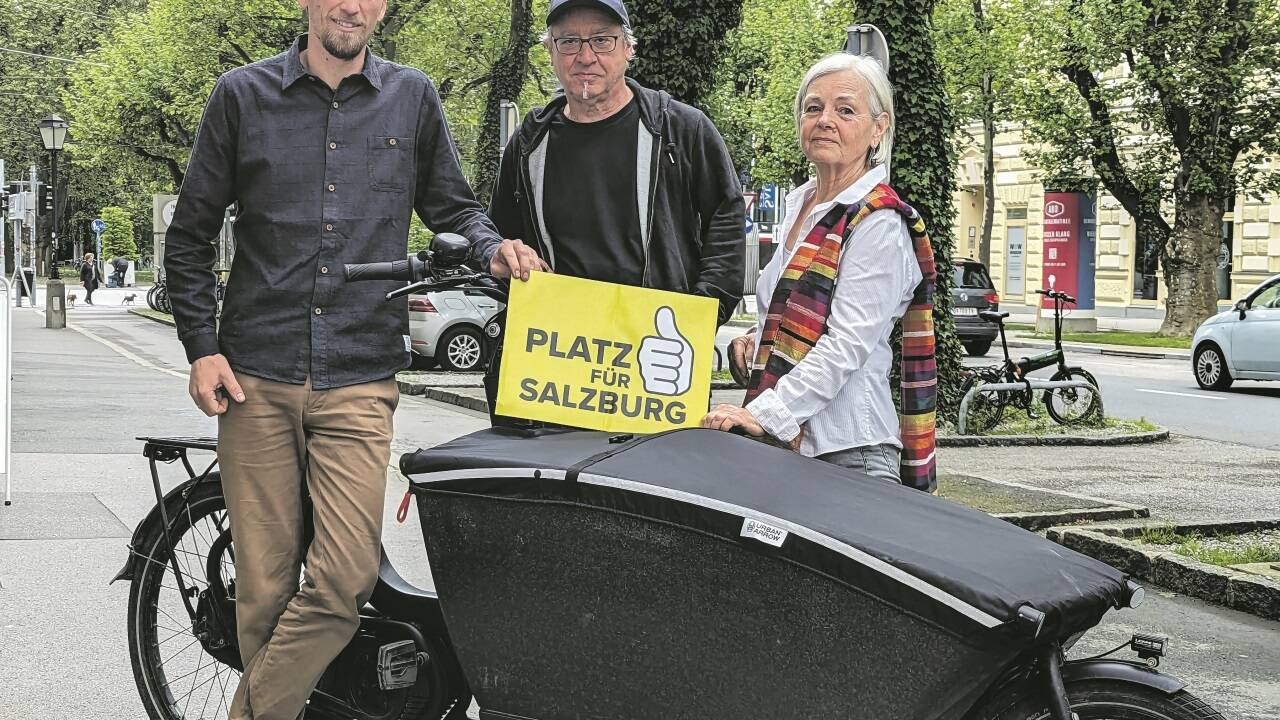 Lukas Bernitz, Elke Stolhofer und Andreas Steudtner (v.l.) haben mit rund 300 Personen gesprochen und nun die 22 Forderungen zusammengefasst.  