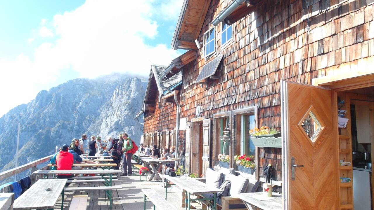 Die Zukunft der Werfener Hütte im Tennengebirge ist ungewiss. 