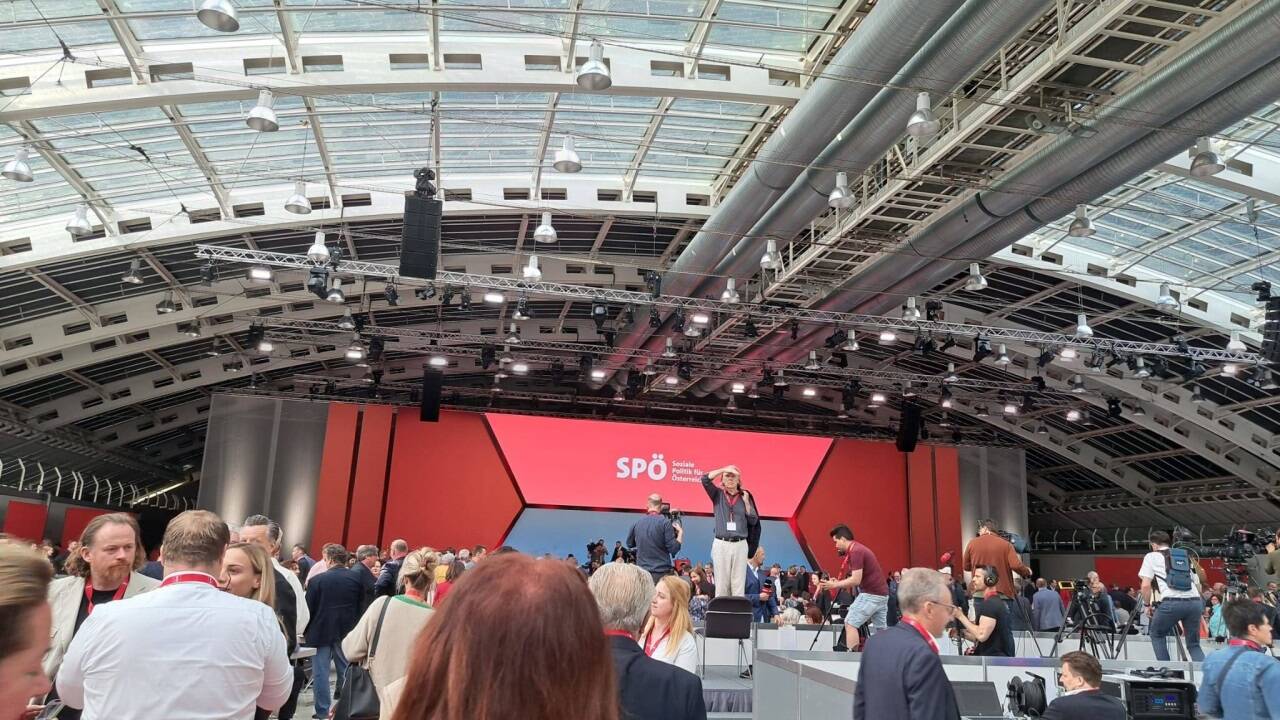 Ging beim SPÖ-Bundesparteitag alles mit rechten Dingen zu? Manche Genossen zweifeln das an. 