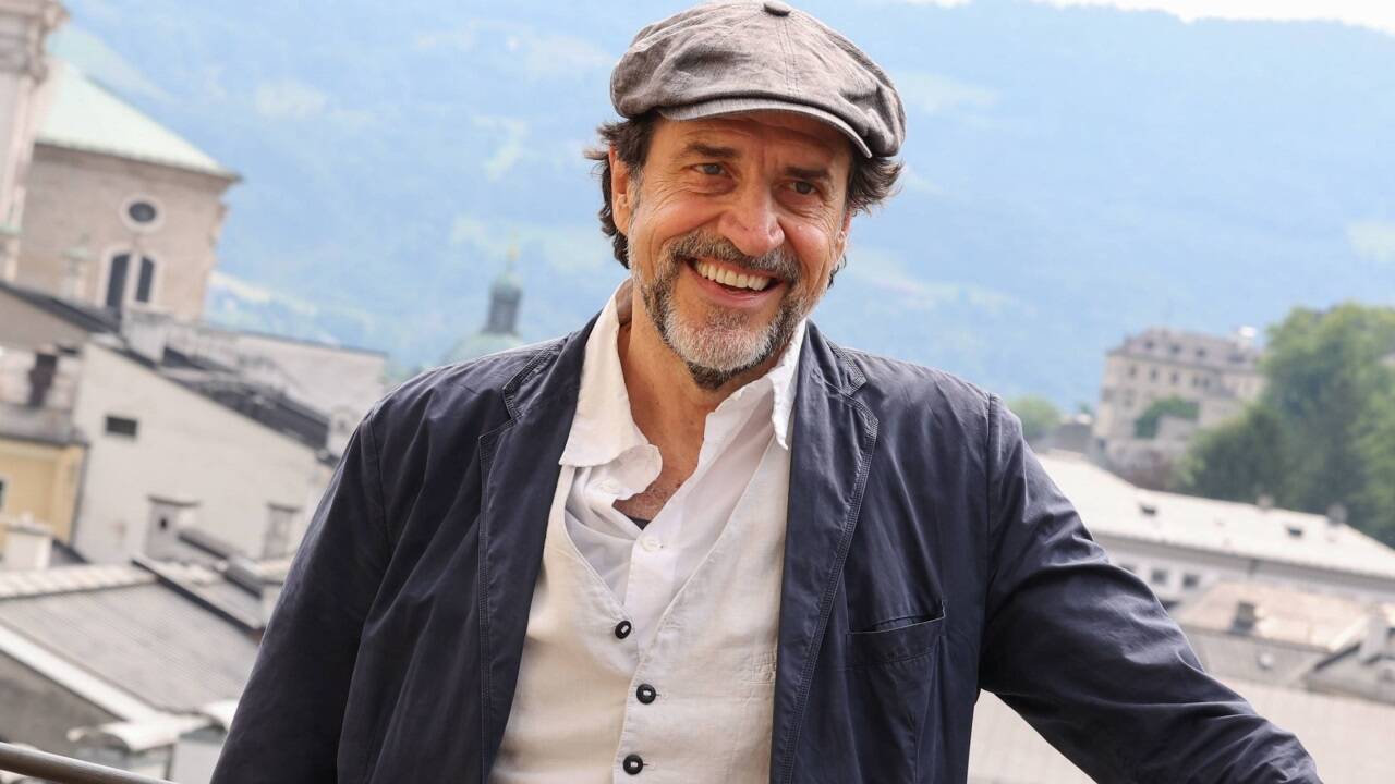 Jedermanns guter Gesell Helmfried von Lüttichau.  Jedermanns guter Gesell Helmfried von Lüttichau.