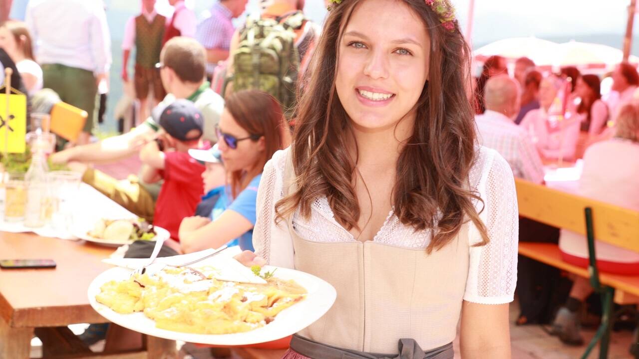 Elena Kößlbacher kredenzte Schmankerl. 