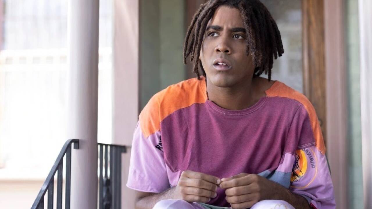 Später Einstieg in die Welt des Kapitalismus: der äußerst groß gewachsene Cootie (Jharrel Jerome). 