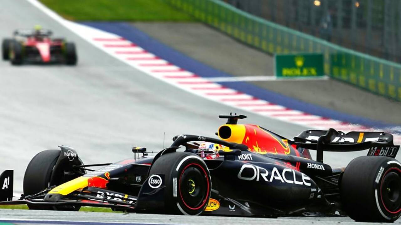 Verstappen ließ der Konkurrenz keine Chance Verstappen ließ der Konkurrenz keine Chance