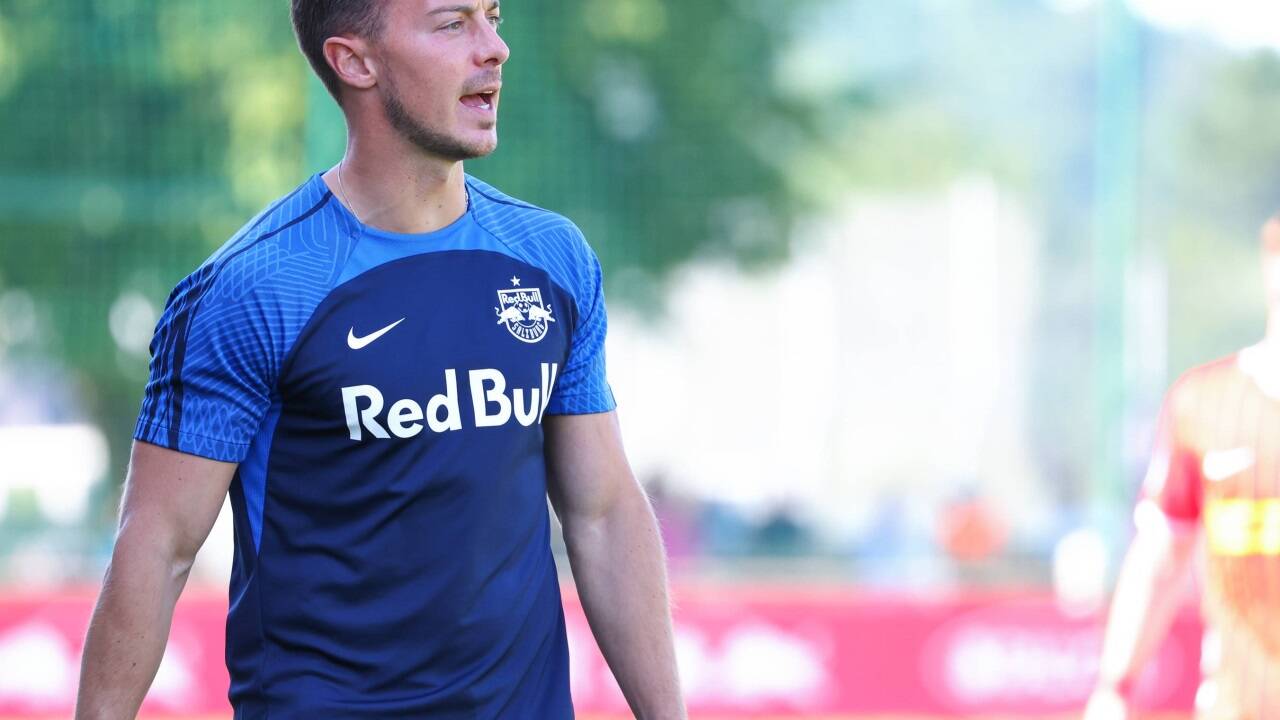 Salzburg-Trainer Matthias Jaissle hat noch drei Wochen Zeit, um seine Elf für den Start in der Bundesliga zu finden. 