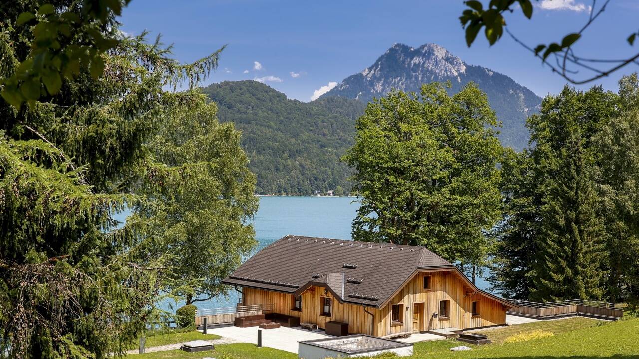 Die Nutzung dieses Hauses im Grünland soll von touristisch auf Wohnhaus geändert werden.  Die Nutzung dieses Hauses im Grünland soll von touristisch auf Wohnhaus geändert werden.
