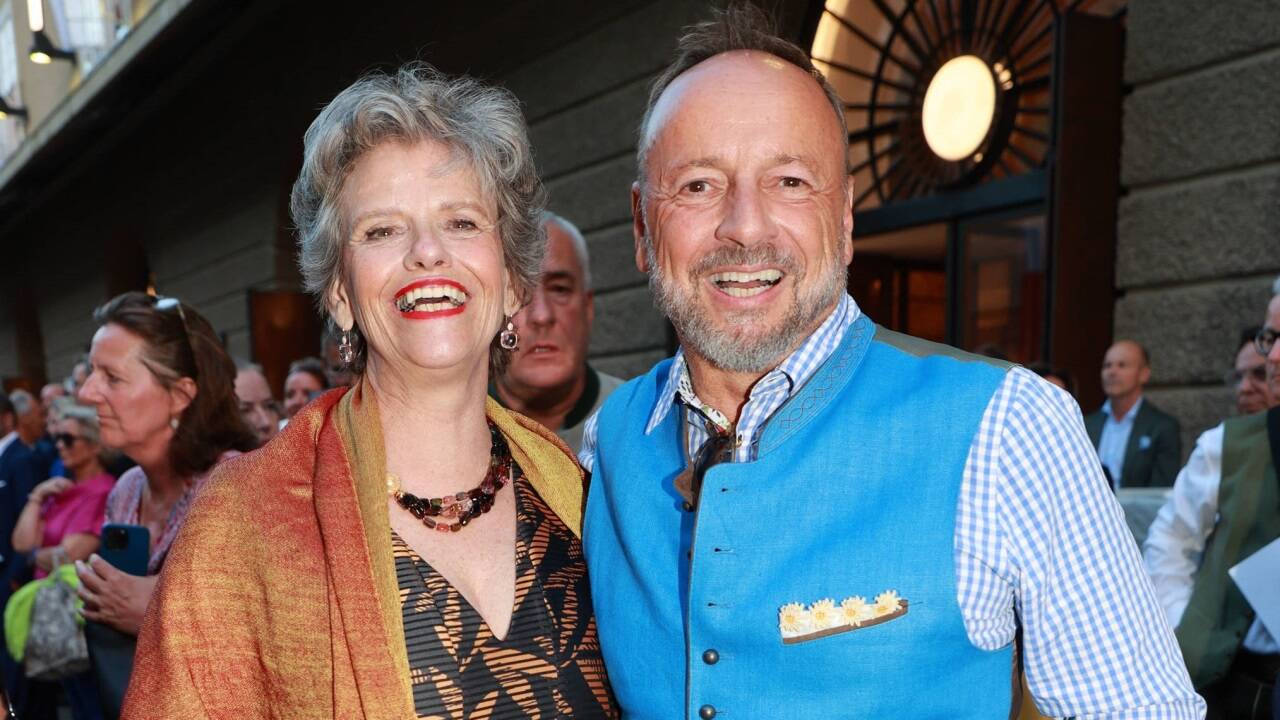 Sabine Haag (Generaldirektorin Kunsthistorisches Museum) und Ralf Wolfgang Lothert (JTI - Austria Tabak).<br /> 