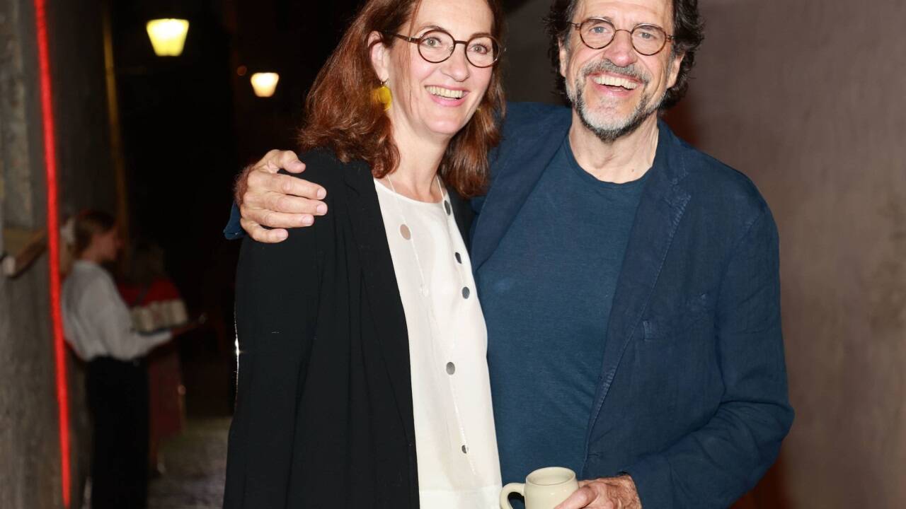 Jedermanns Guter Gesell, der deutsche Schauspieler Helmfried von Küttichau, mit Frau Gabriela Raible.<br /> 